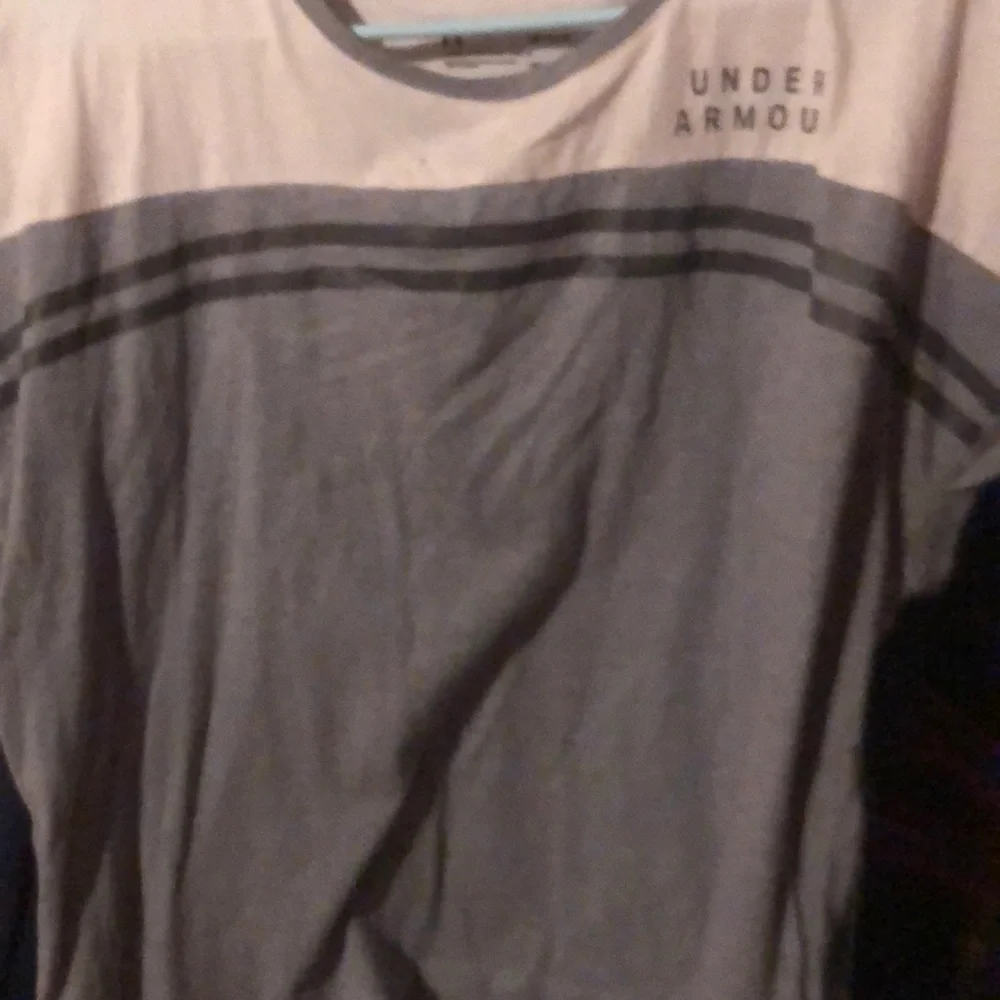 Under armor - Picture 1 of 4